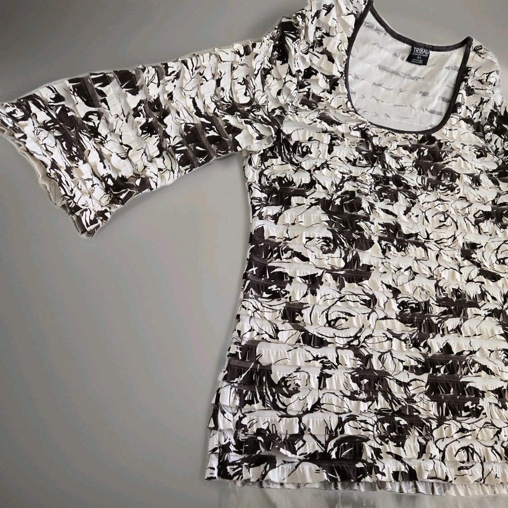 Tribal Ruffled Stretch Top Shirt Women's Sz L Brown White 3/4 Sleeve Y2K 90's